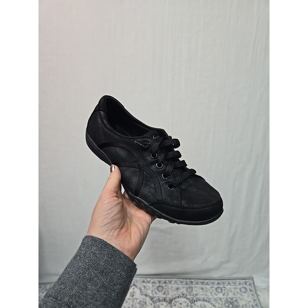 Skechers Women's 7.5 Breathe Easy Well Read Oxford‎ 23847 Black Relaxed Fit